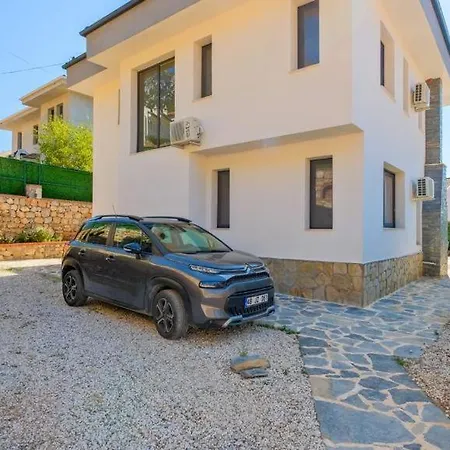 Villa Lotus Yesiluezuemlue *